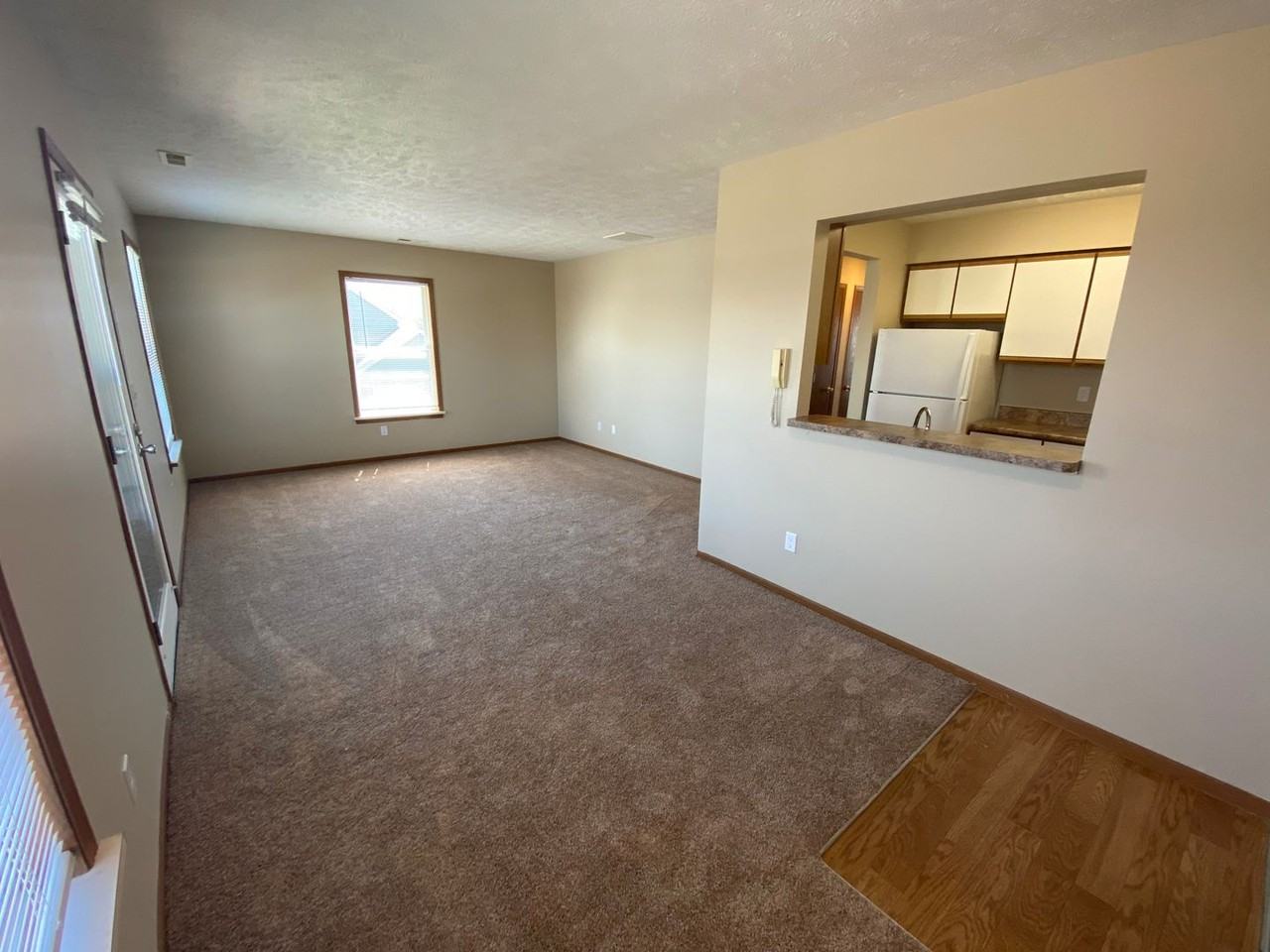 Greenview Apartments - Photo 5 of 11