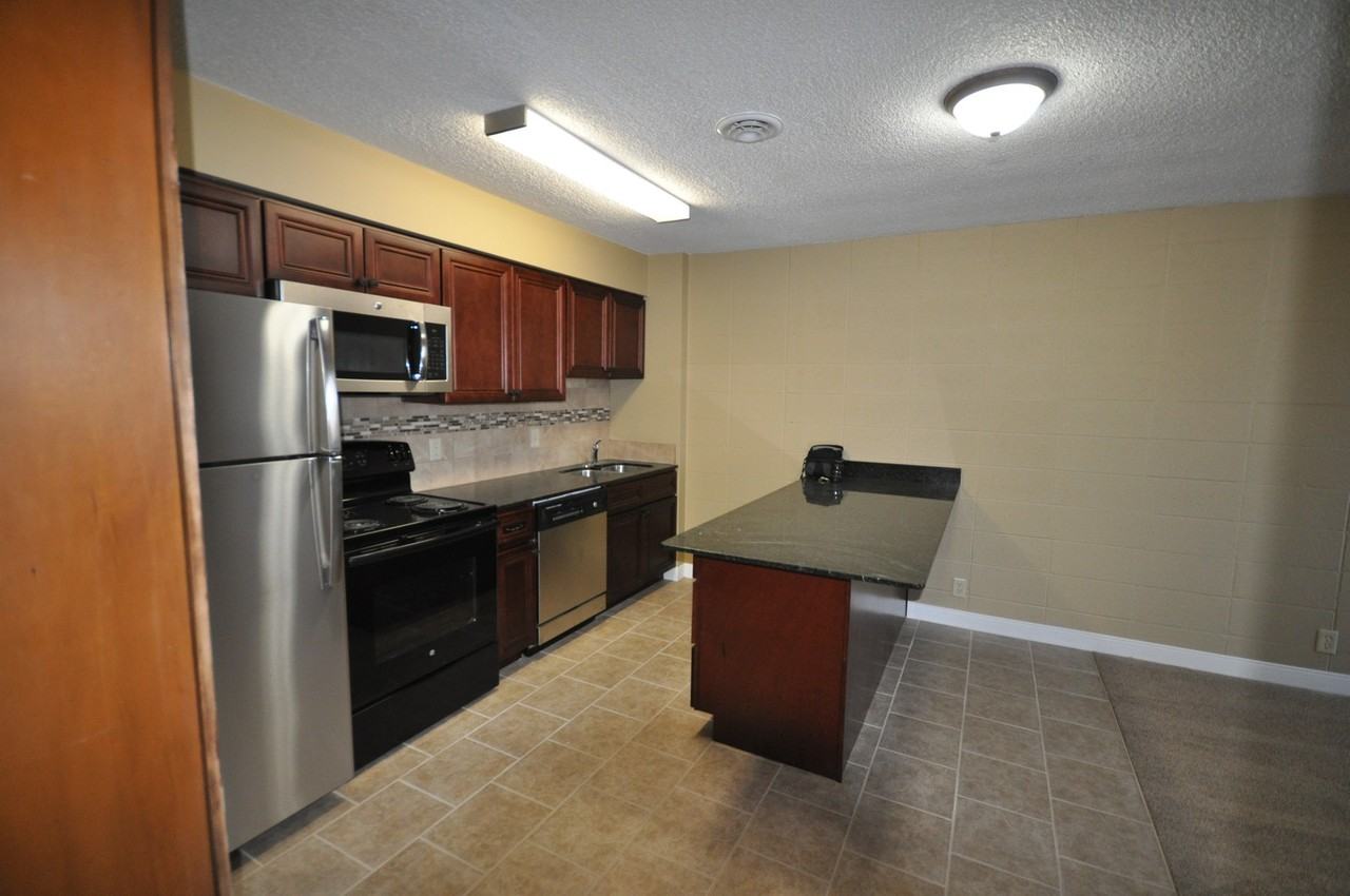 1801 J Street - Photo 2 of 32