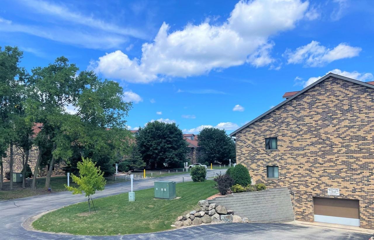 Greenfield Park Apartments - Photo 3 of 12