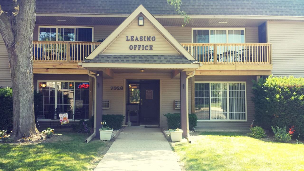 Apartment Homes of Wildwood Preserve in beautiful Oak Creek, WI - Photo 2 of 50