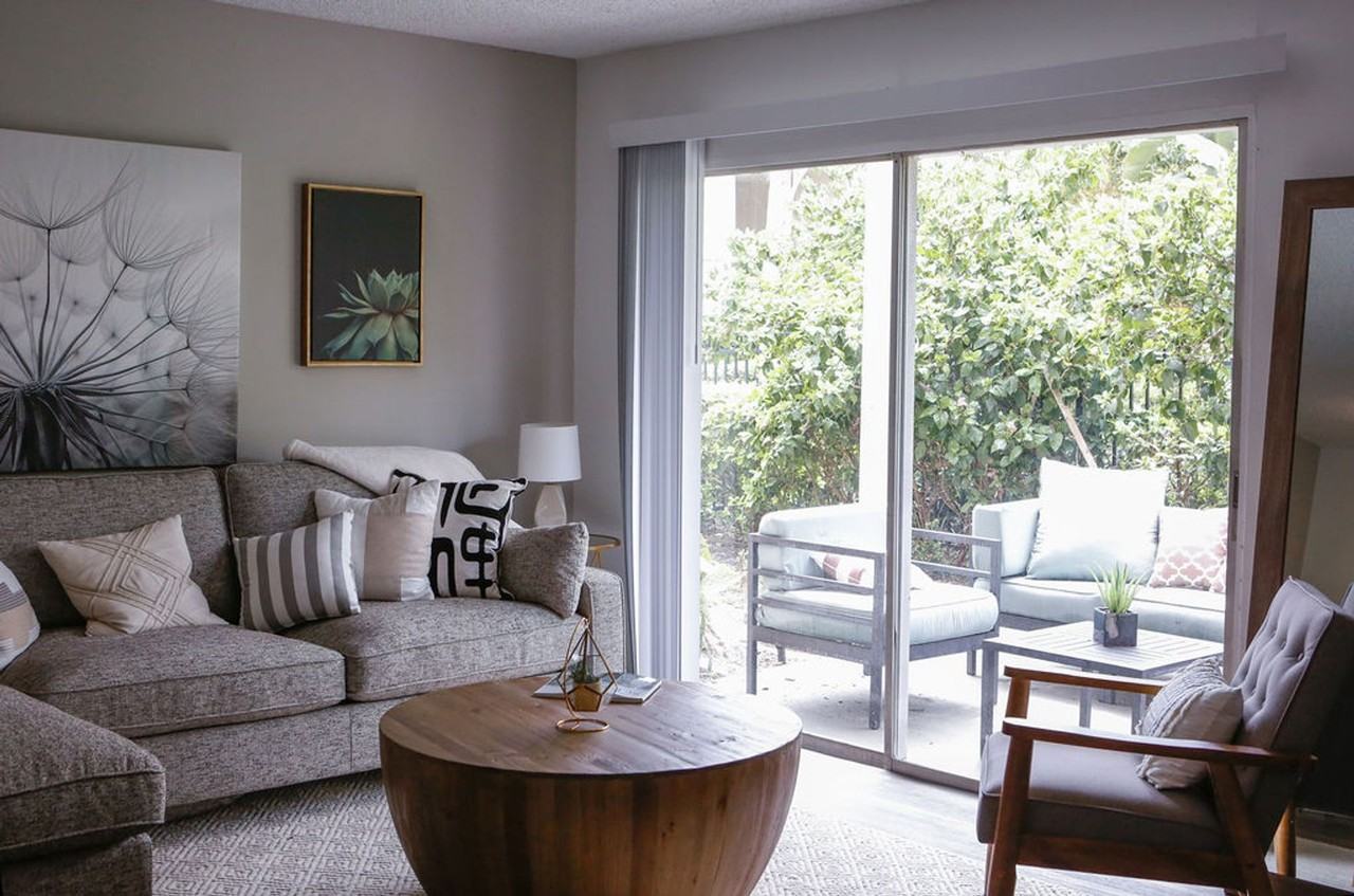 6370 24th St S - Photo 2 of 34