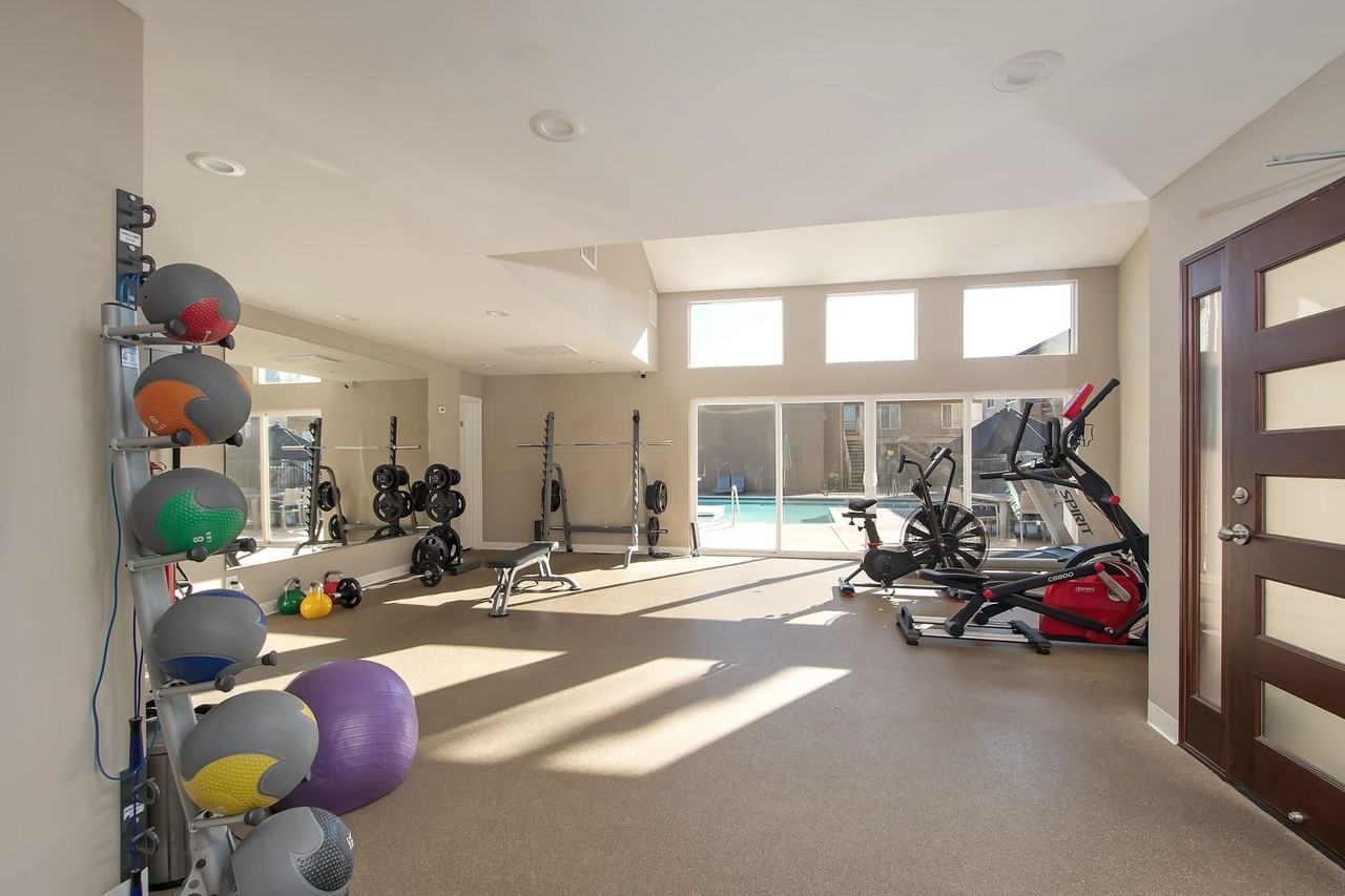 Tierra Del Rey - Photo 5 of 8