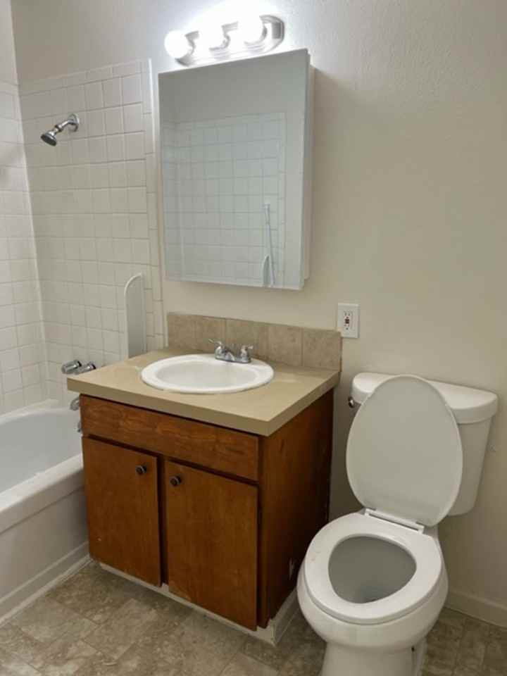 Large Greenspace Units Conveniently Located off I - Photo 6 of 9