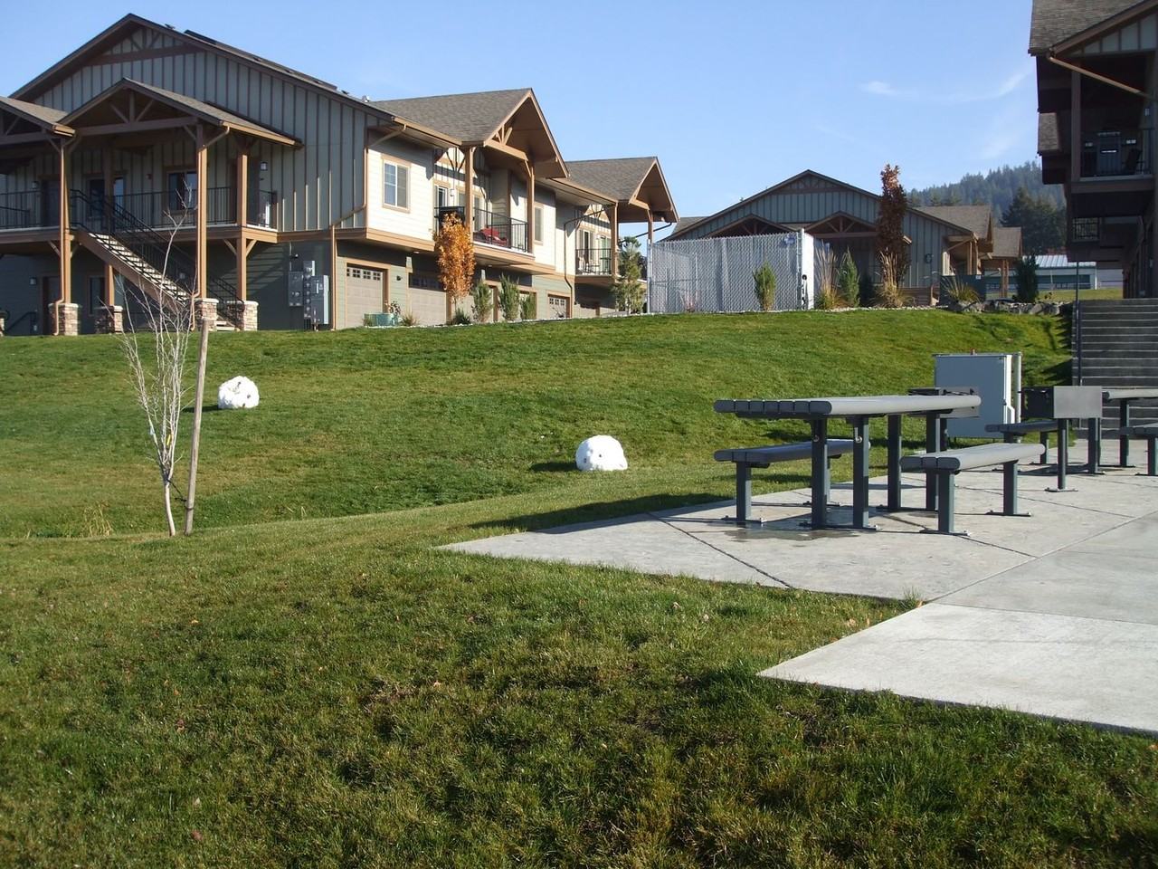 Palouse Prairie Apts - Photo 4 of 12