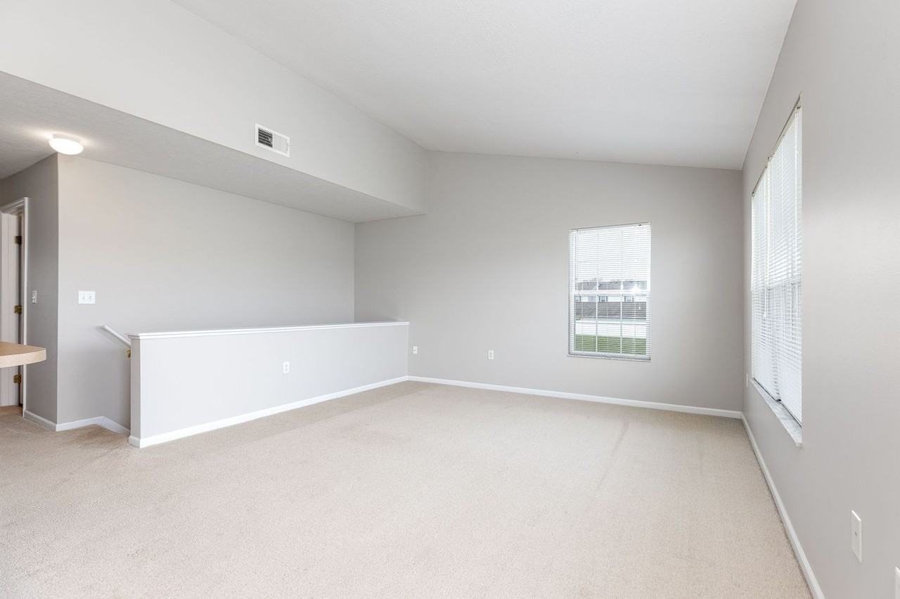 Lakeside Apartments at Green Pastures - Photo 6 of 34