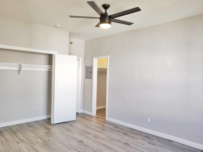 Val D' Kingsley LLC - Photo 5 of 10