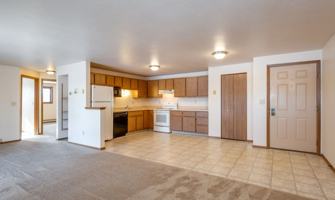 featured image of 495 E Glenbrook Dr