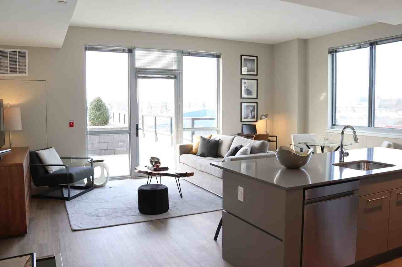 Escape - Photo 6 of 50