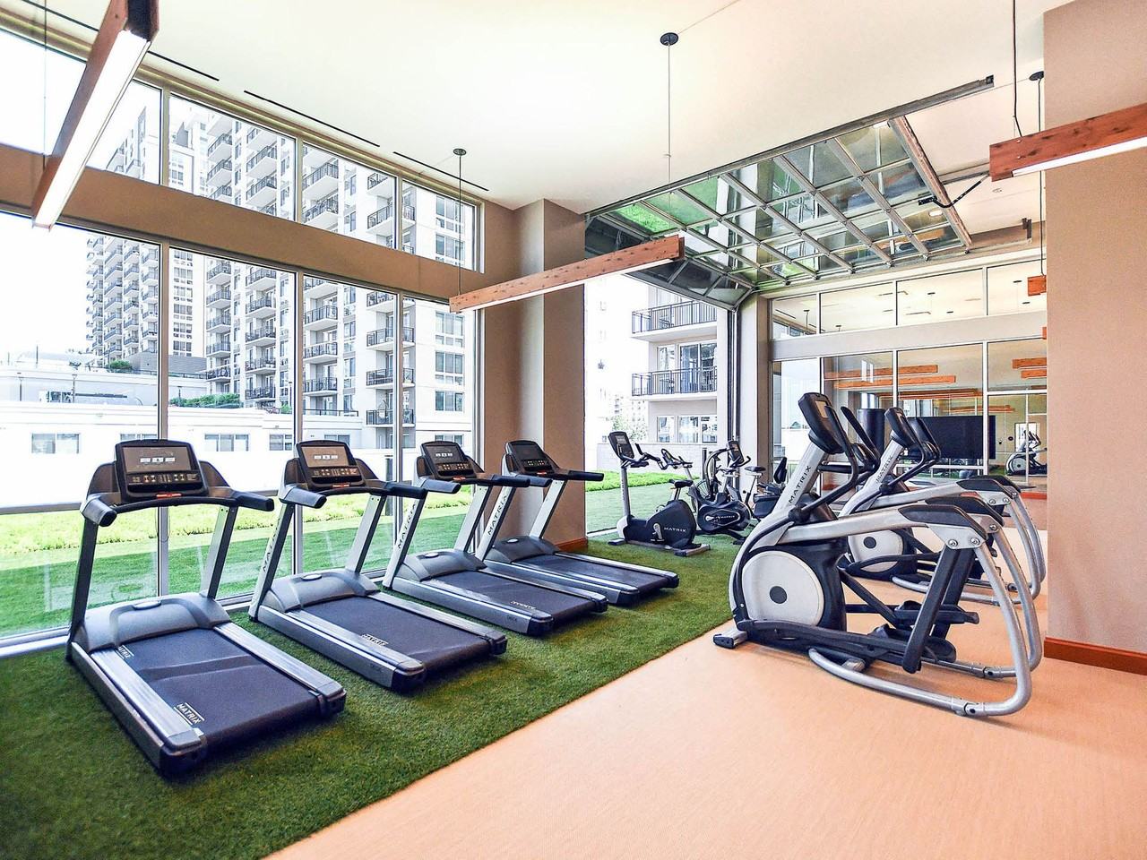 Anthem @ Harbor Point - Photo 3 of 48