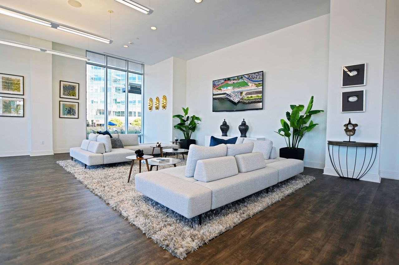 Beacon Harbor Point - Photo 4 of 30