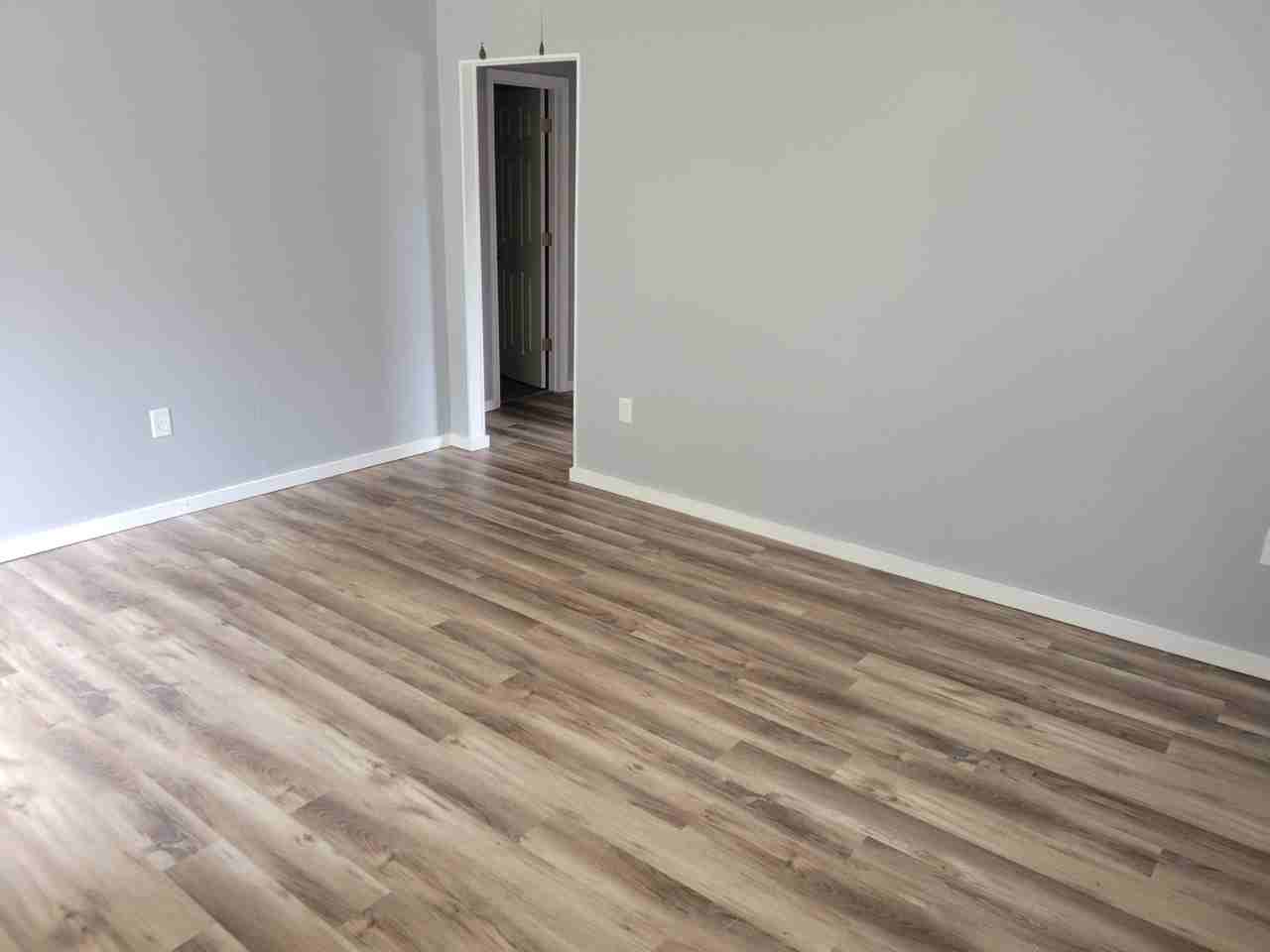 Campus Apartments Riverside - Photo 2 of 17