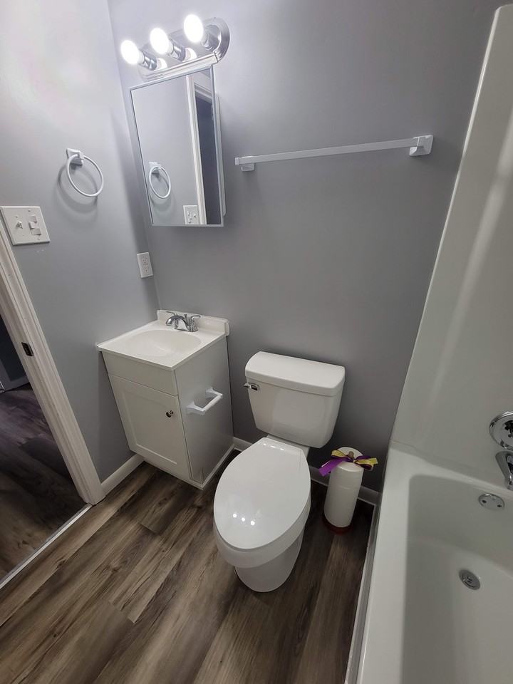 Campus Apartments Riverside - Photo 7 of 17