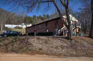 featured image of 40 Medallion Dr