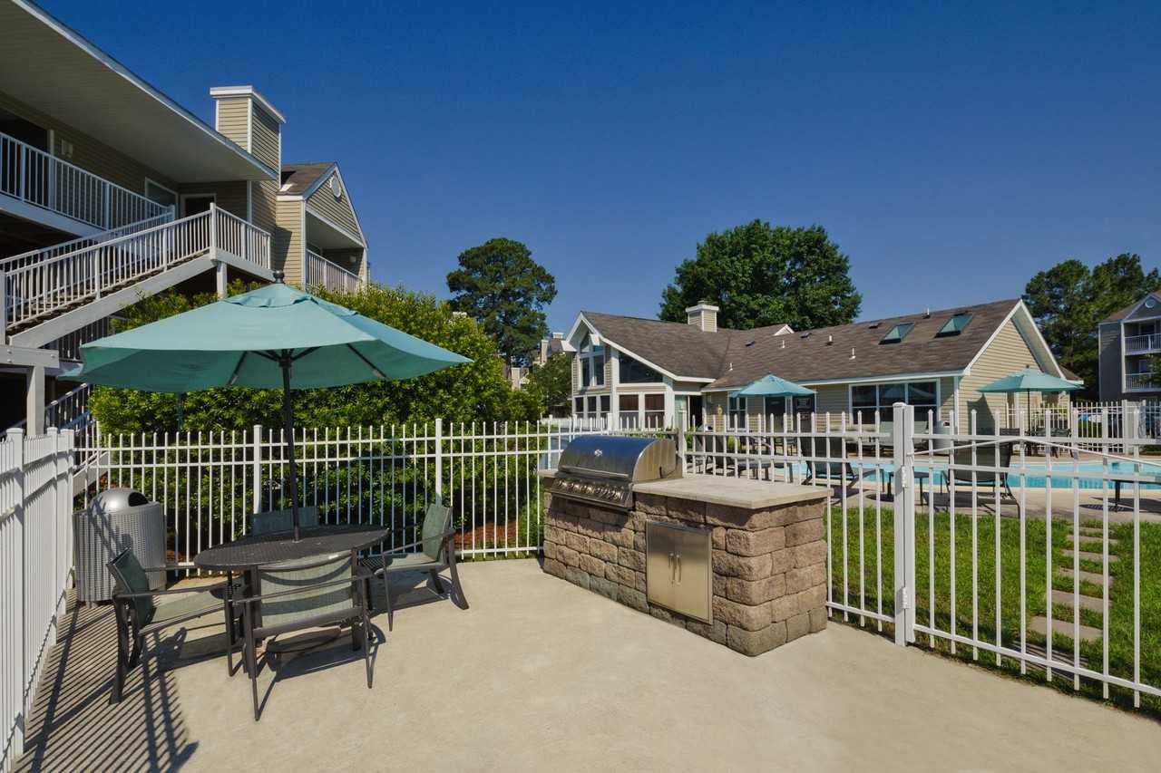 Ashbrook Apartments - Photo 4 of 15