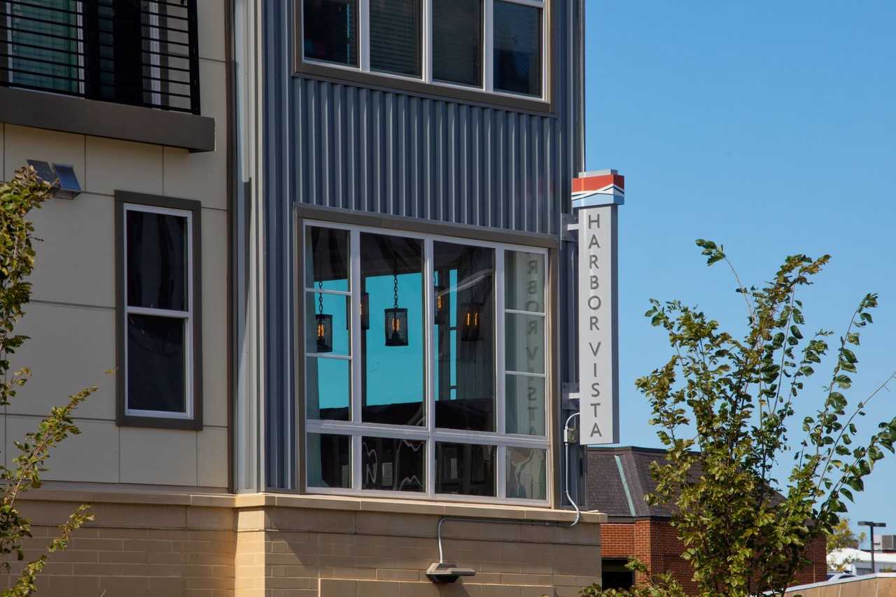 Harbor Vista at Crawford Street - Photo 6 of 50