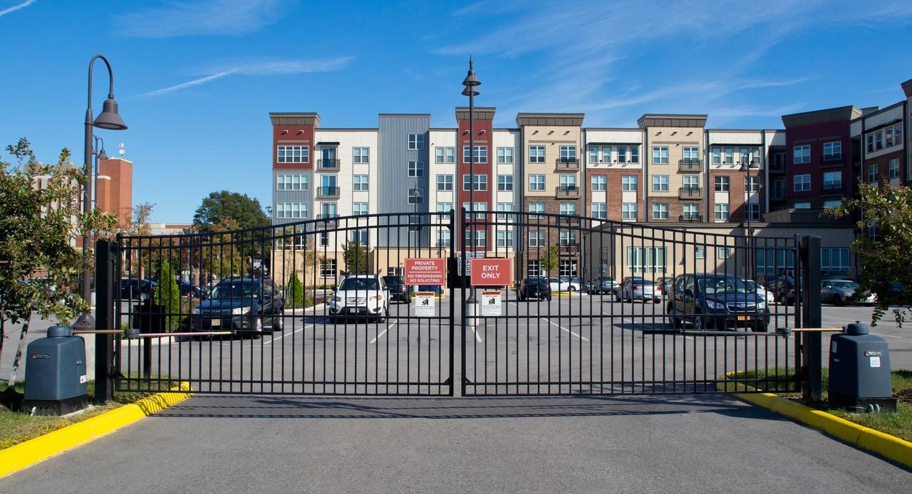 Harbor Vista at Crawford Street - Photo 7 of 50