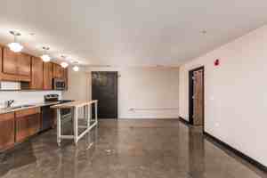 featured image of 1401 E 10th St