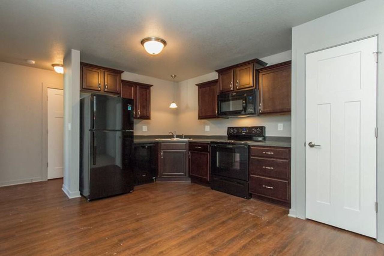 Ledgestone Townhomes - Photo 2 of 21