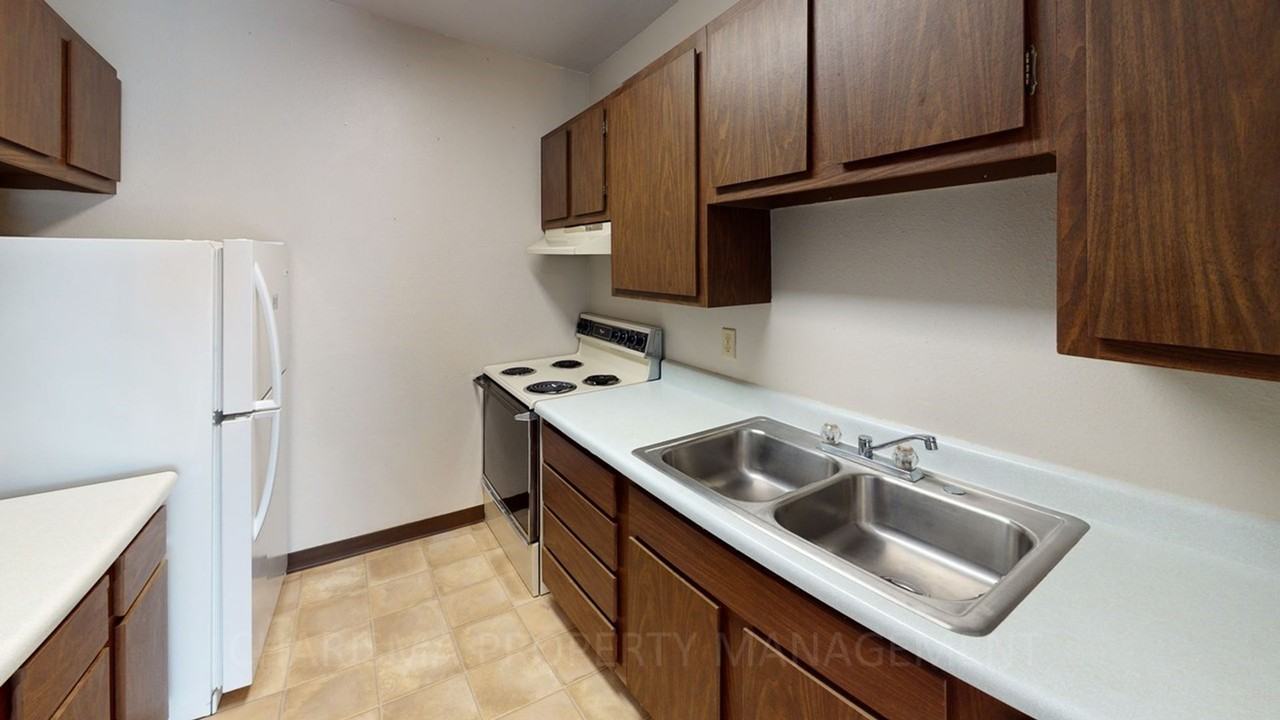 Wedgewood Apartments - Photo 6 of 16