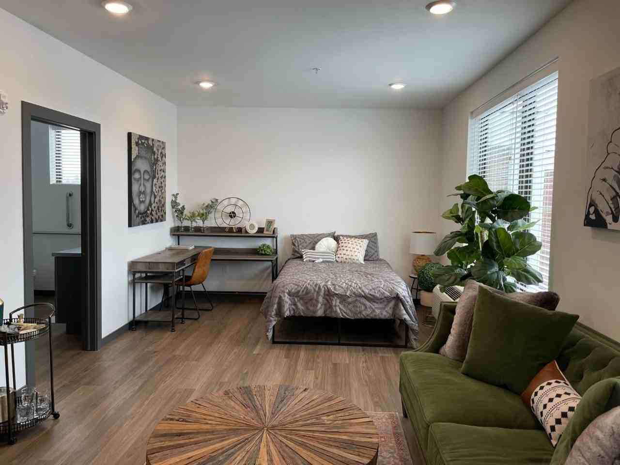 4400 S Douglas Street - Photo 2 of 50