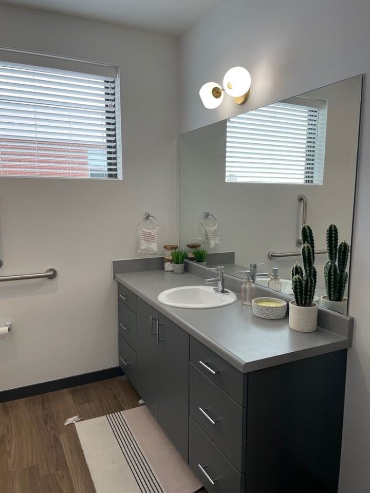 4400 S Douglas Street - Photo 7 of 50