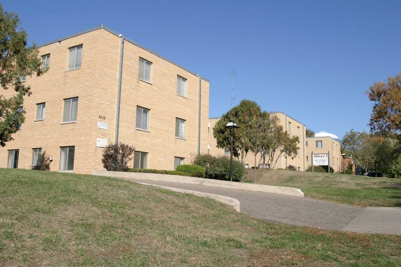 Premier Properties - 6532 - Photo 2 of 22