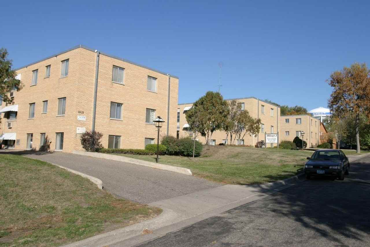 Premier Properties - 6532 - Photo 3 of 22