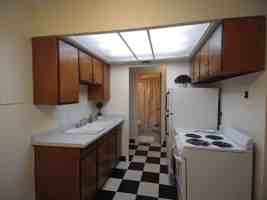 featured image of 2233 North Summit Avenue