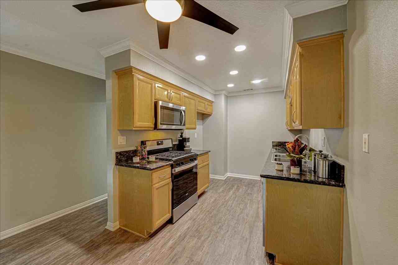 The Evergreens Apartment Homes - Photo 7 of 38