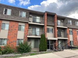 featured image of 200 5th Ave N #206