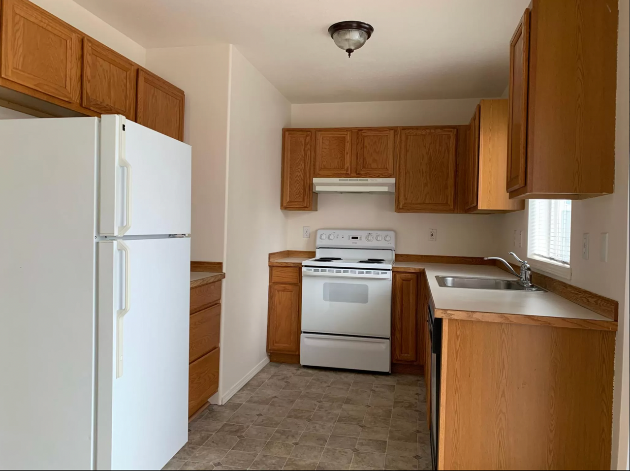 2922 2922 NE #2 - Photo 7 of 36