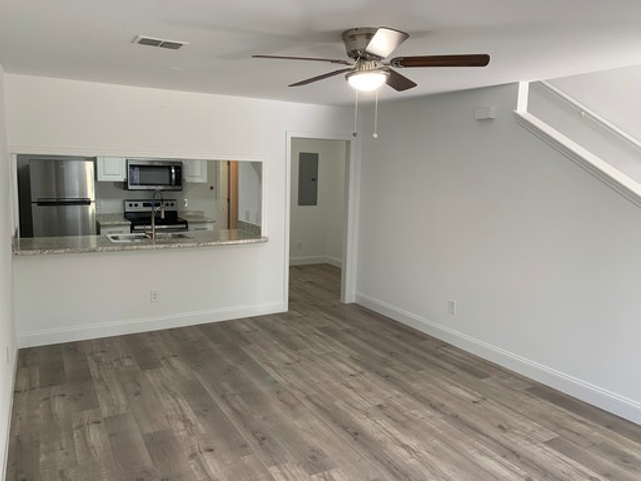 Ashburn Hills Townhomes - Photo 2 of 11
