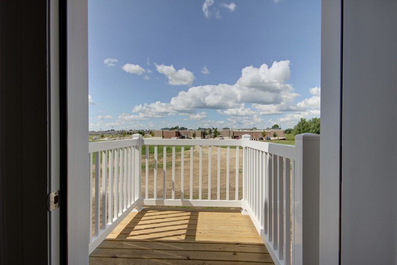 Middletown Place Apartments - Photo 4 of 19