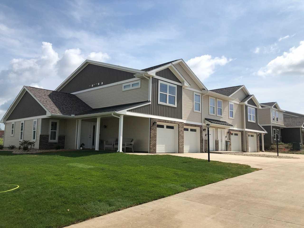 Middletown Place Apartments - Photo 3 of 50