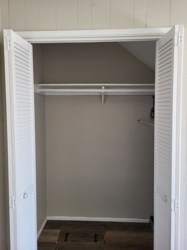 073-Lebanaire Apartments - Photo 7 of 20