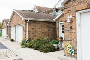 featured image of 2906 2900, 2906 Kennedy Road