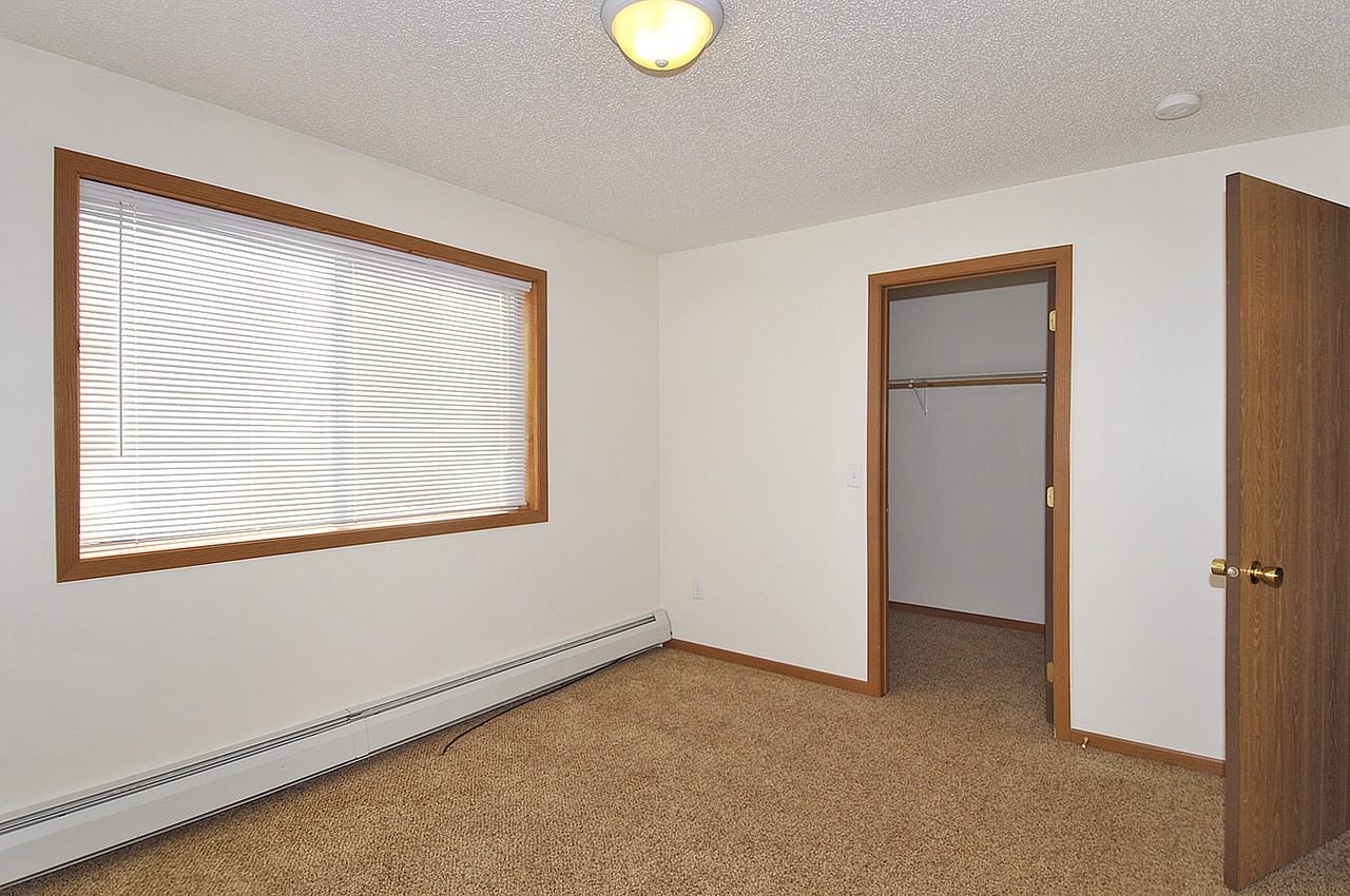 2610 Cardinal Avenue #203 - Photo 7 of 8