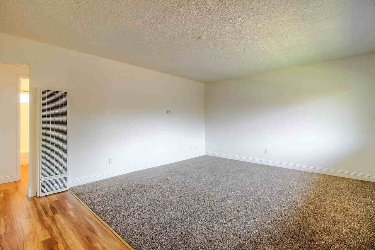 Brush Creek Apartments - Photo 6 of 12