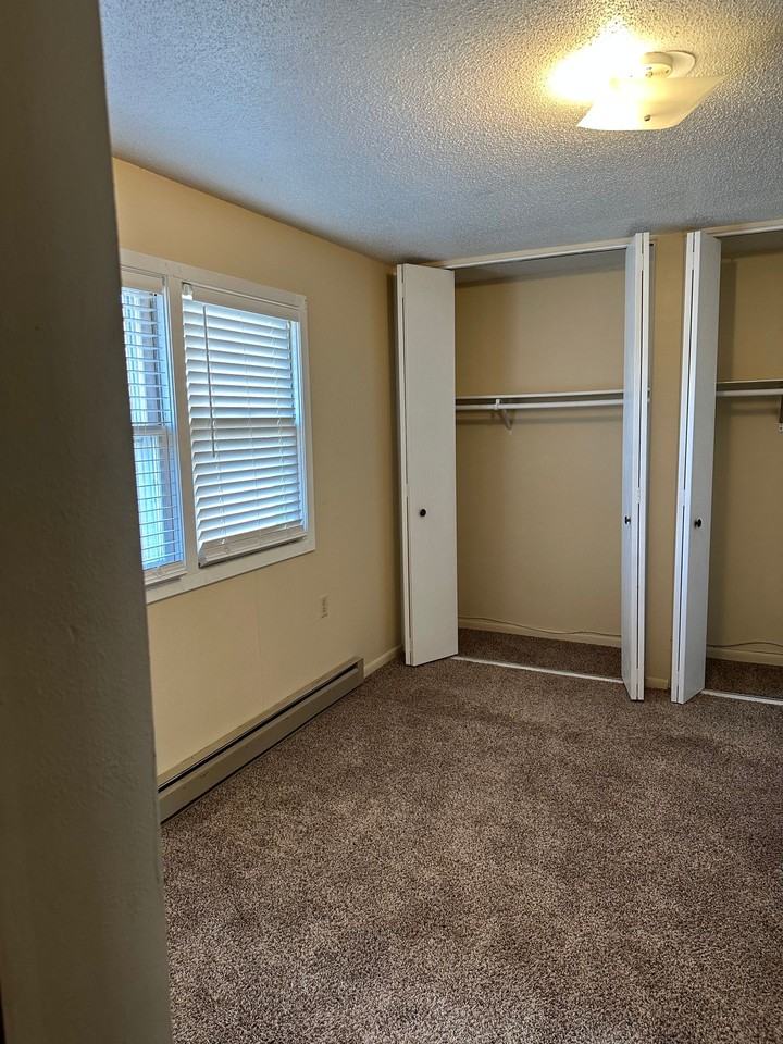 Cute and Cozy 1 and 2 bedroom Income Based Apartments - Photo 3 of 10