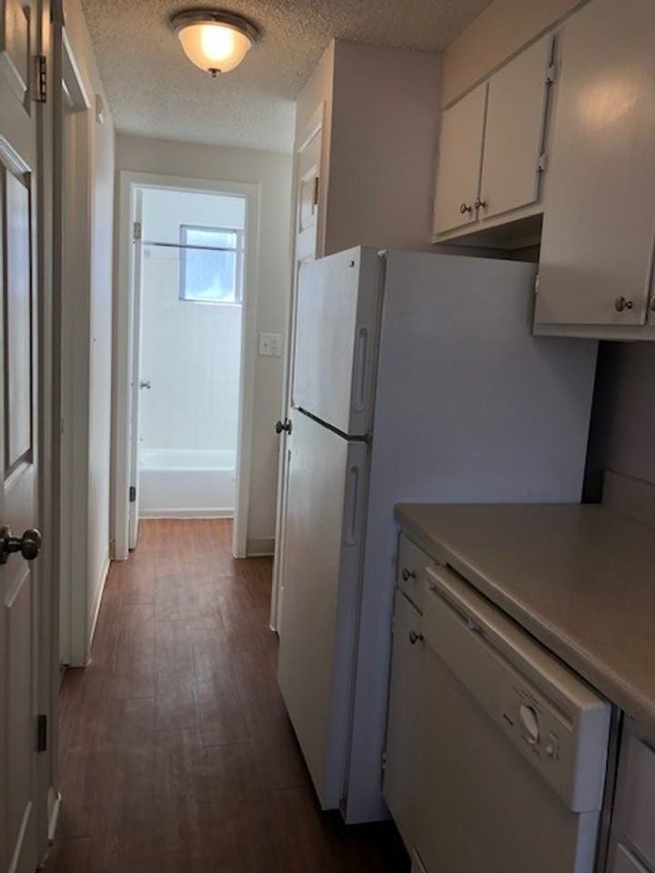 Lisa Rae Apartments - Photo 3 of 13