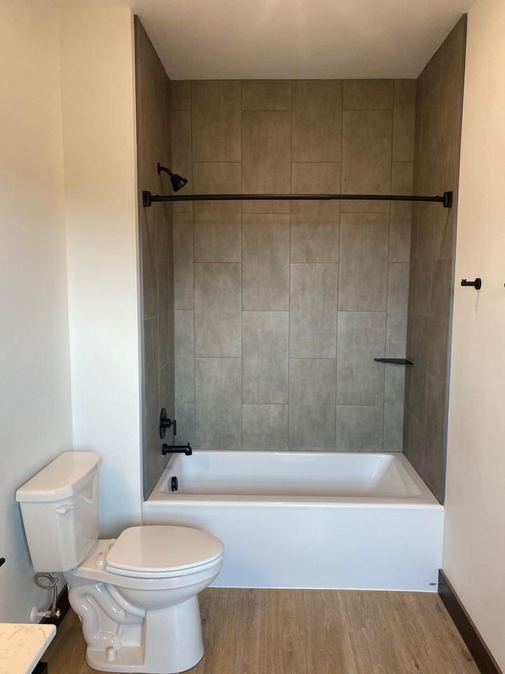 510 Nucleus Ave. - Photo 5 of 31