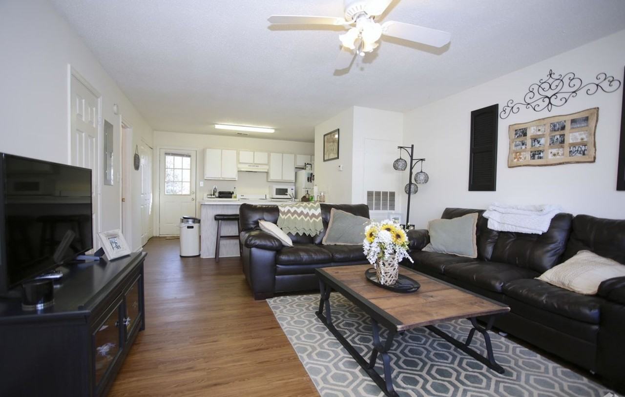 Arbor Club - Photo 2 of 50