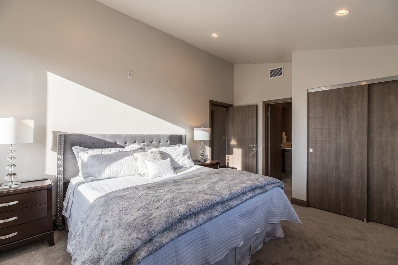 Chambers Lofts - Photo 6 of 31