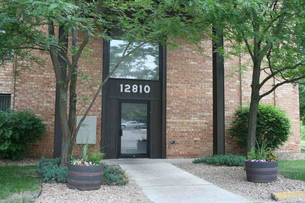 Mayfield Place Apts - 12800 - Photo 5 of 10