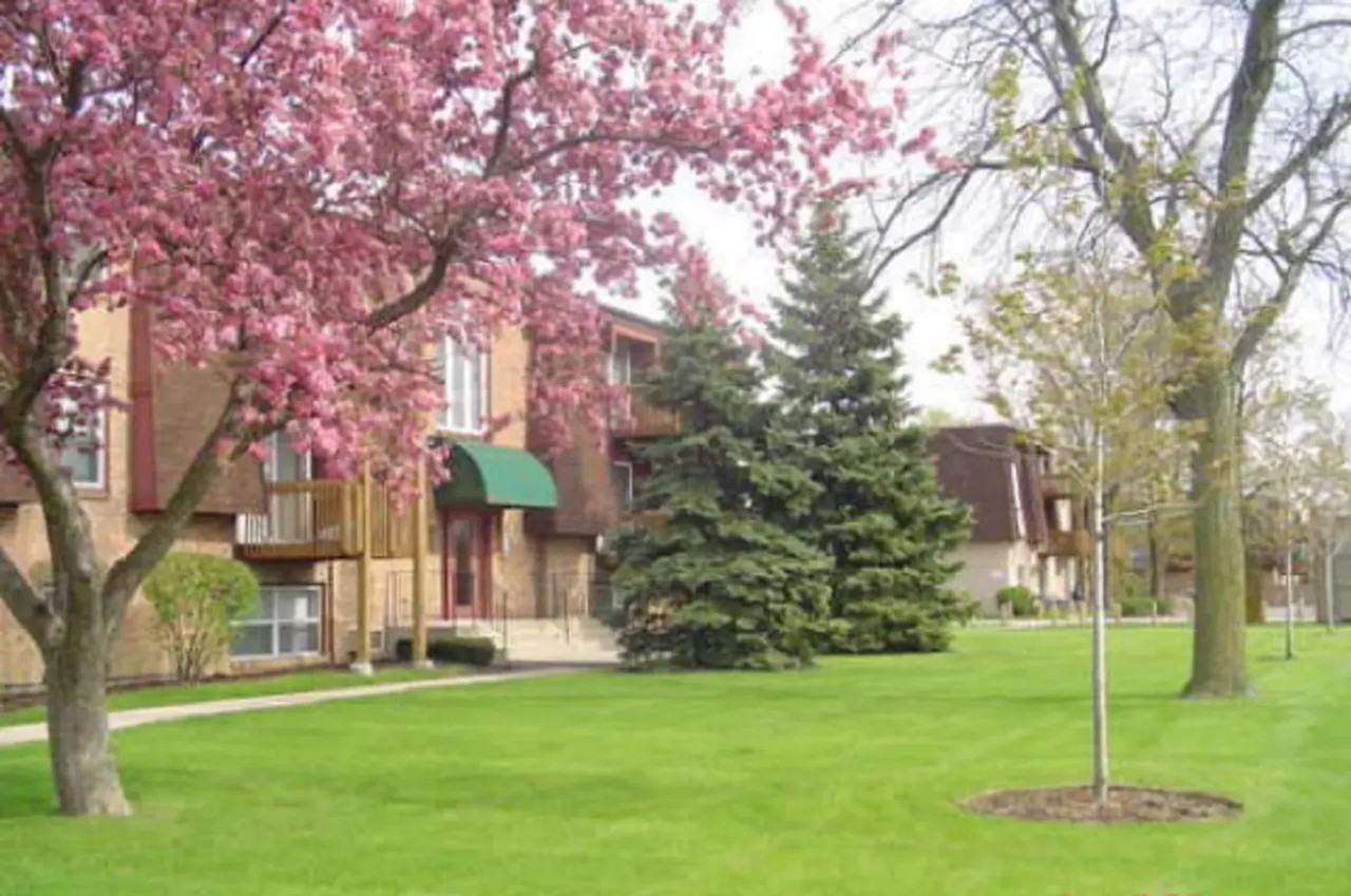 1 East Bradford Rd - Photo 6 of 9