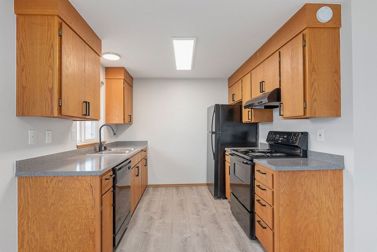 View Ridge Court - Photo 2 of 13