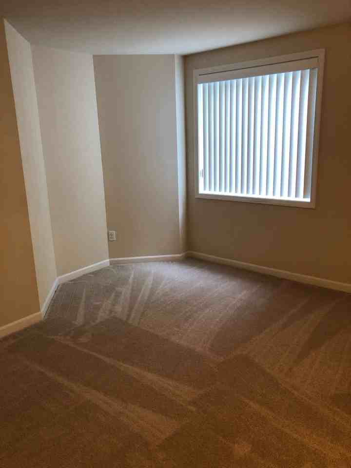 8246 Promenade Cir - Photo 4 of 12