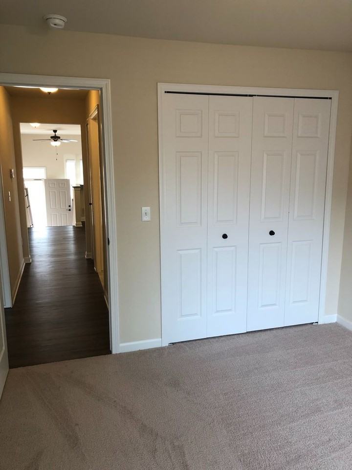 8246 Promenade Cir - Photo 7 of 12