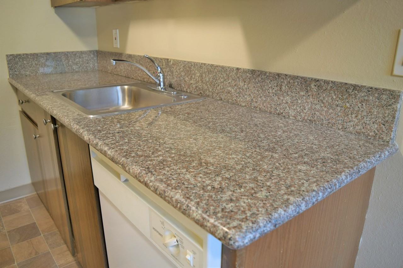 Fall Quarters - Photo 7 of 38