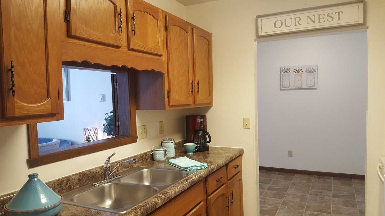 Gateway Circle Apartments - Photo 5 of 15